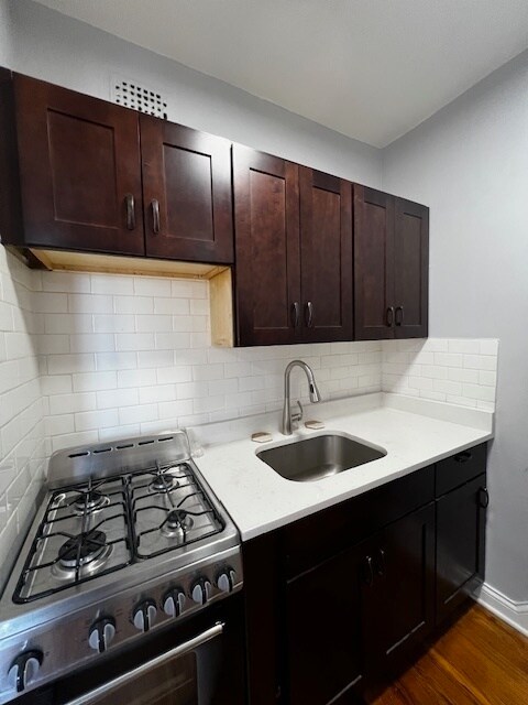 Building Photo - 4427 N Seeley Ave