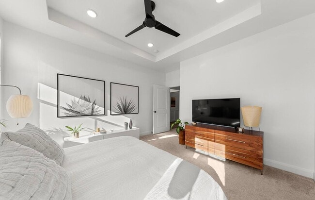 Building Photo - Beautiful Desert Color Home