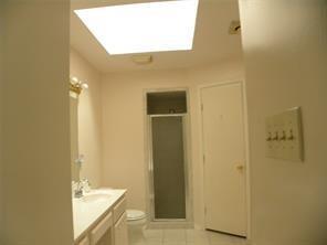 Building Photo - 319 Branson Rd