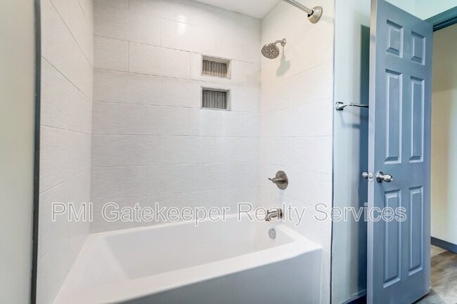 Building Photo - 4308 Turf Ln