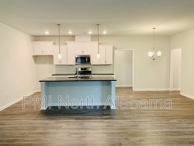 Building Photo - 108 Grv Hl Cir