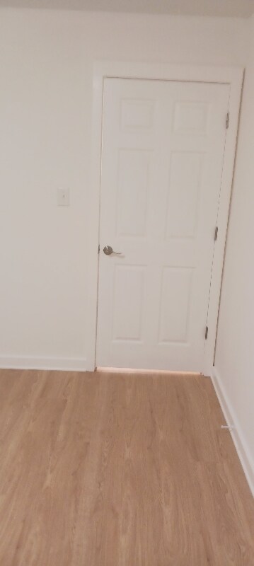 Building Photo - 10268 Pleasantview Dr
