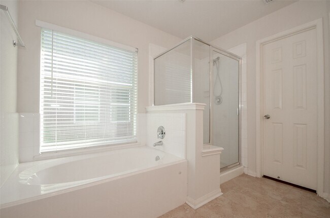Building Photo - 3314 Rainport Cir