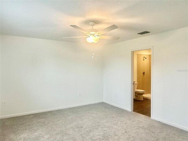 Building Photo - 8432 SW 41st Cir