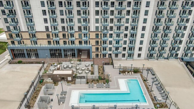 Building Photo - 5750 Grandscape Blvd