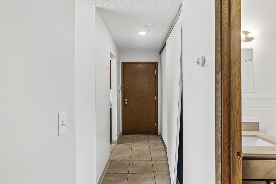 Building Photo - 3541 13th