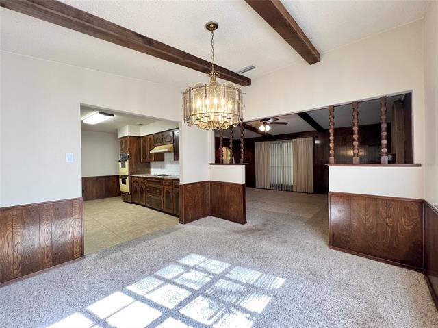 Building Photo - 2804 Canyon Dr