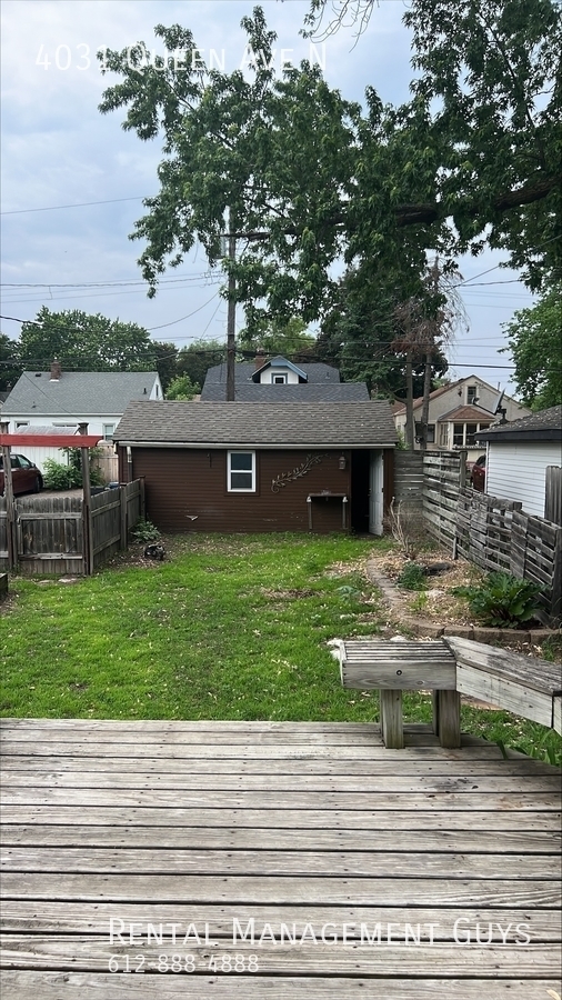 Building Photo - Great 4 bedroom Home! Central Air Conditio...