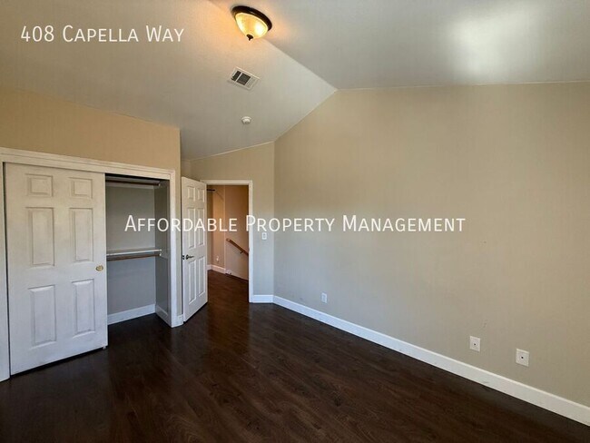 Building Photo - 408 Capella Way