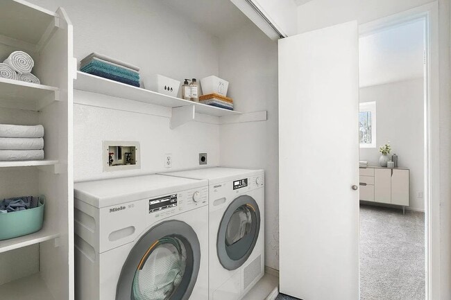 Building Photo - 11355 Affinity Ct