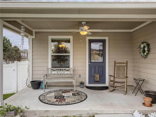 Building Photo - 1807 Colorado Bend Dr
