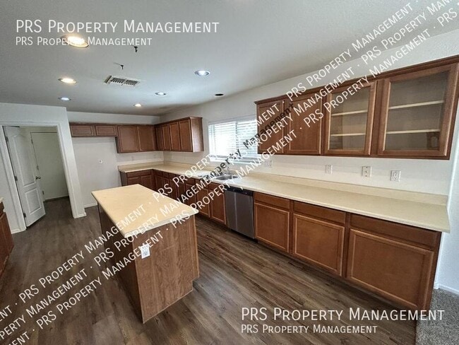 Building Photo - 45563 W Starlight Dr