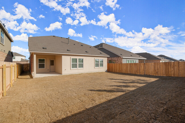 Building Photo - 2008 Gilmer Wy