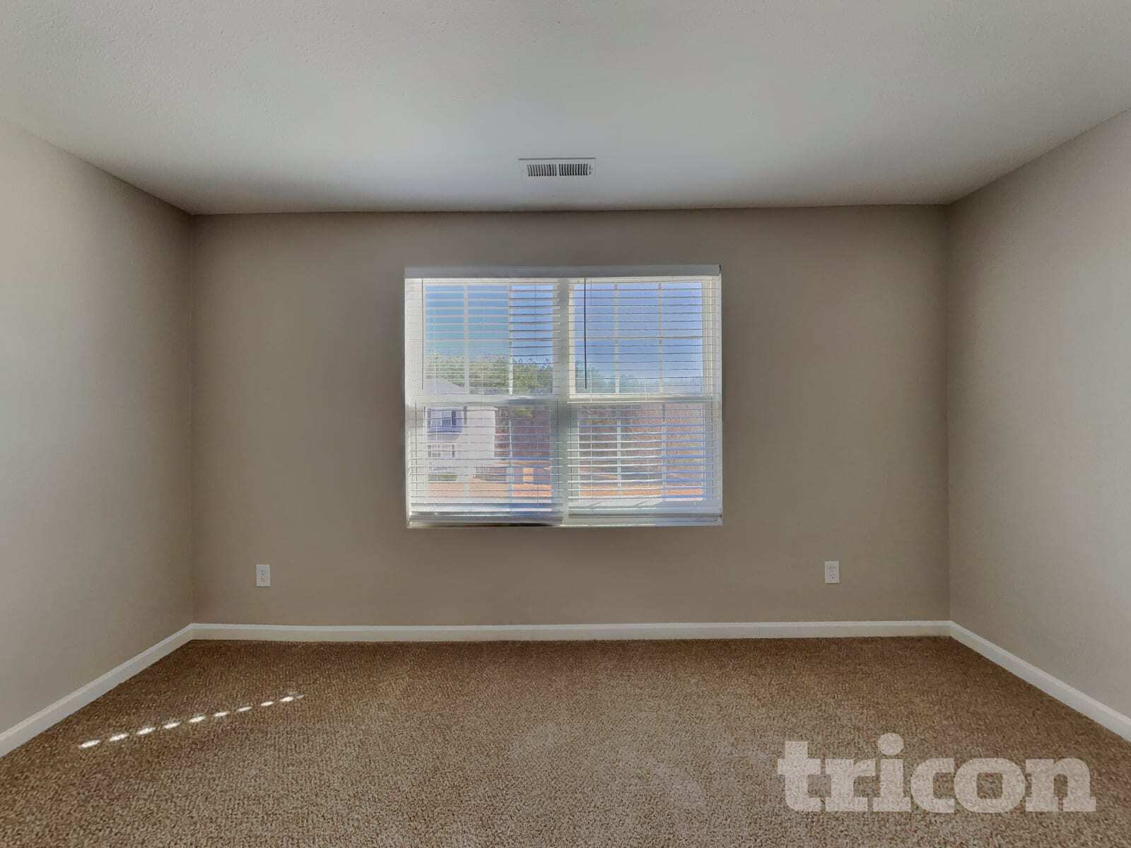 Building Photo - 312 Sequoia Dr