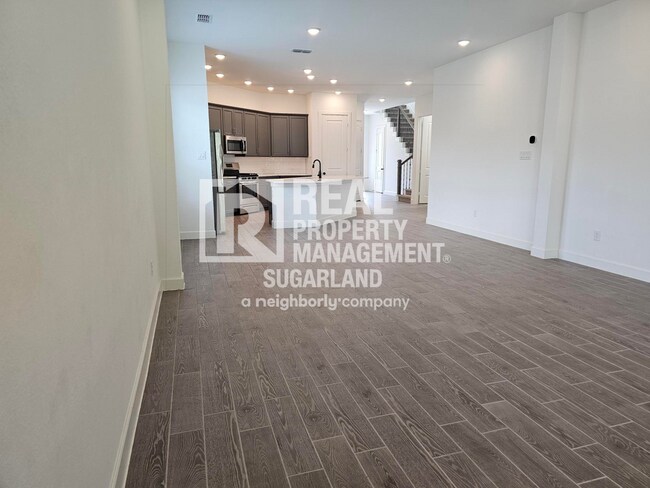 Building Photo - Move-In Ready Home in Sienna with Resort Amenities
