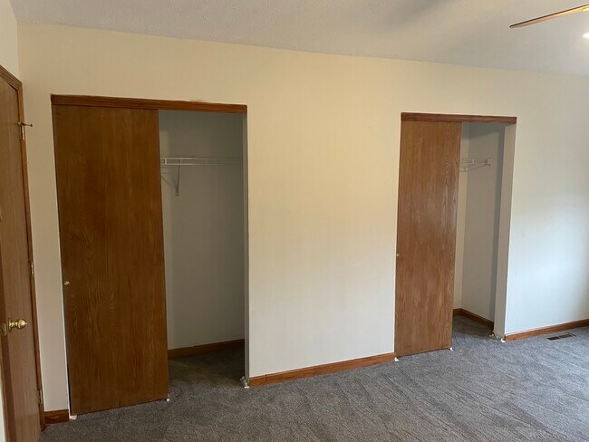 Building Photo - 55 Still Pond Way