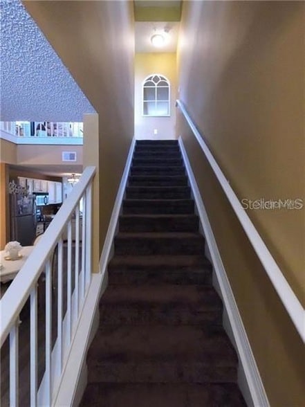 Building Photo - 5450 Bentgrass Dr