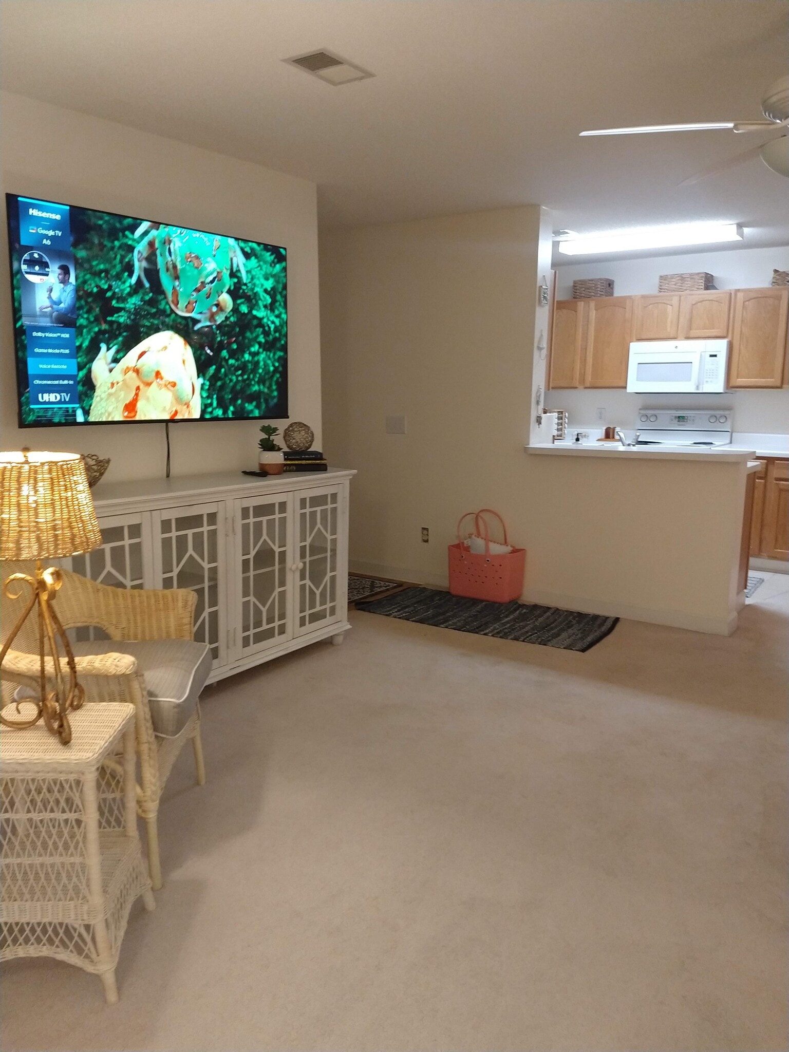 Building Photo - 4384 Daphne Ln