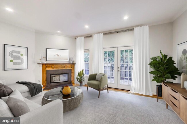 Primary Photo - 1325 Chetworth Ct