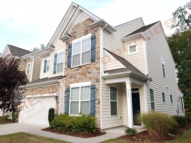 Primary Photo - Beautiful 5 Bedroom End Unit Townhouse wit...