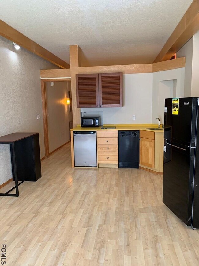 Building Photo - 101 Palm Harbor Pkwy