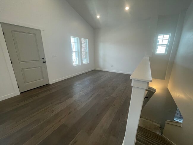 Building Photo - 6442 S Jordan Pkwy