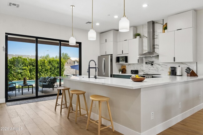 Building Photo - 3125 N 86th Pl