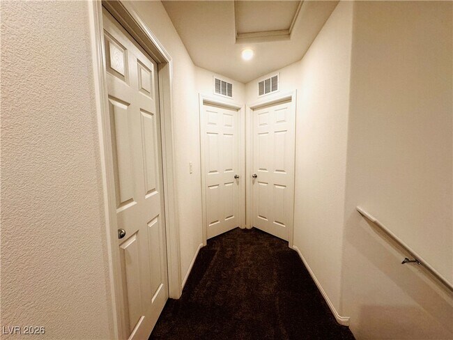 Building Photo - 1147 Tektite Ave