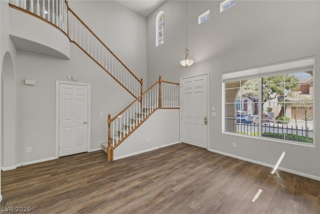 Building Photo - 557 Tecate Valley St