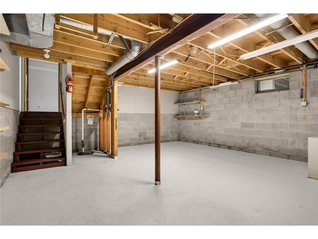 Building Photo - 15625 46th Ave N