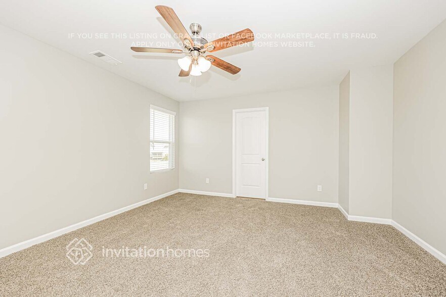 Building Photo - 4313 Hoboken Wy