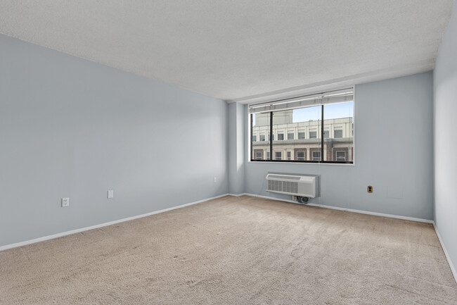 Bedroom - 1325 18th St NW