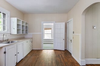 Unit B - 55 Loomis St