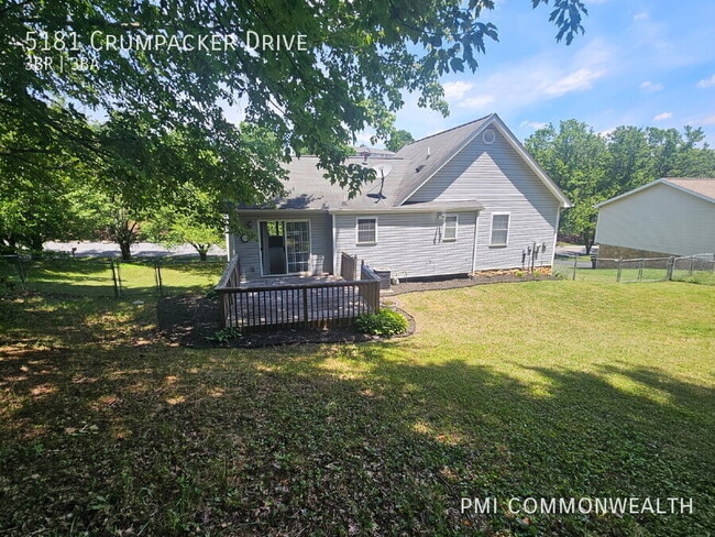 Building Photo - 5181 Crumpacker Dr