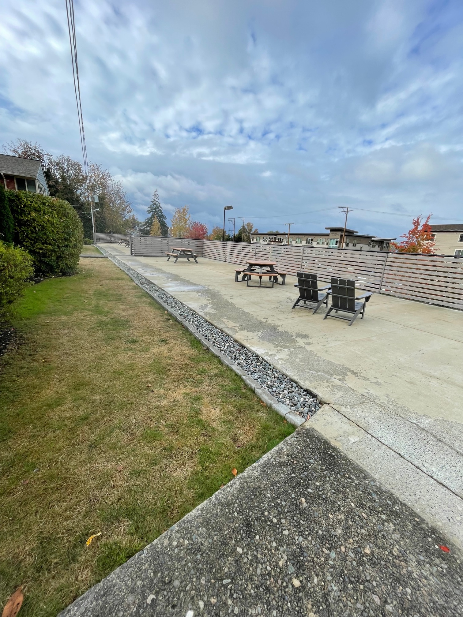 Resident Picnic area - 901 N Forest St