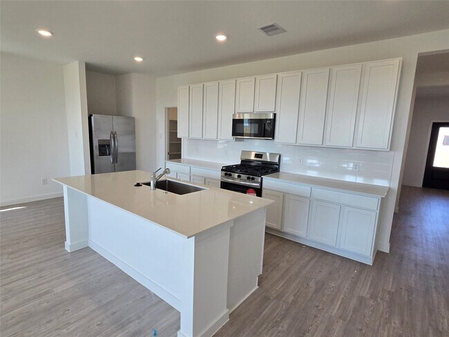 Building Photo - 7819 Evening Emerald Dr