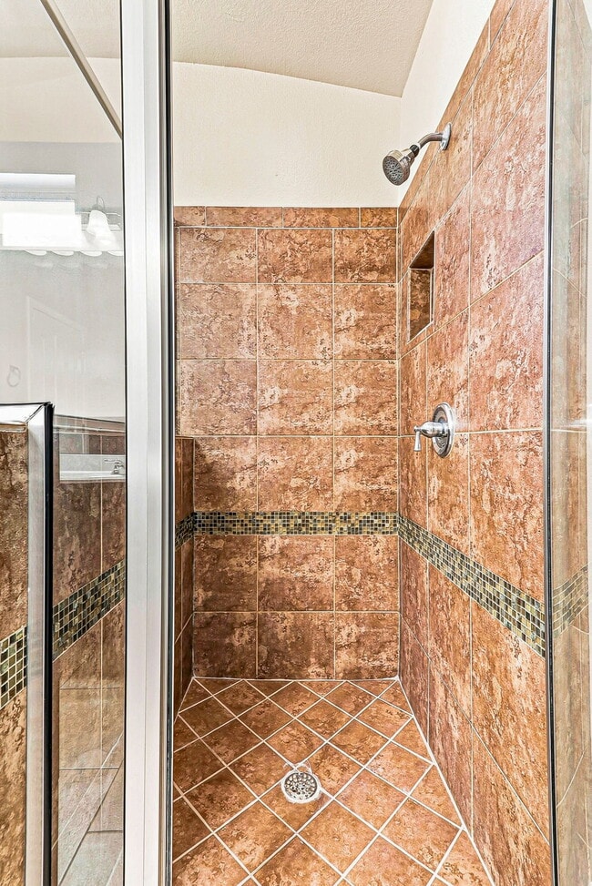 Building Photo - 7409 Dewberry Dr