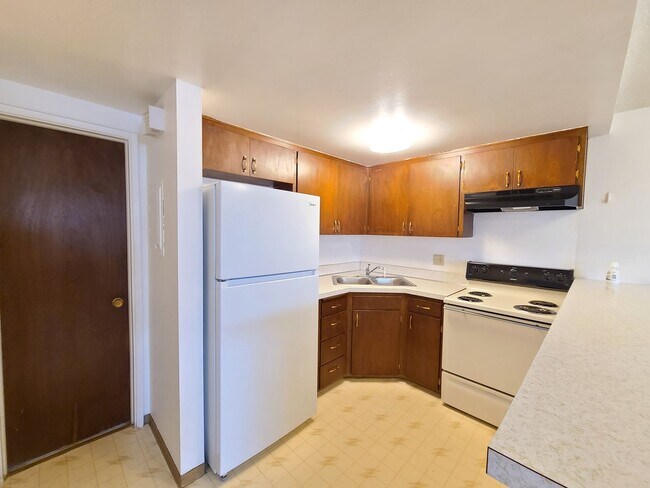 Building Photo - 2118 E Boone Ave