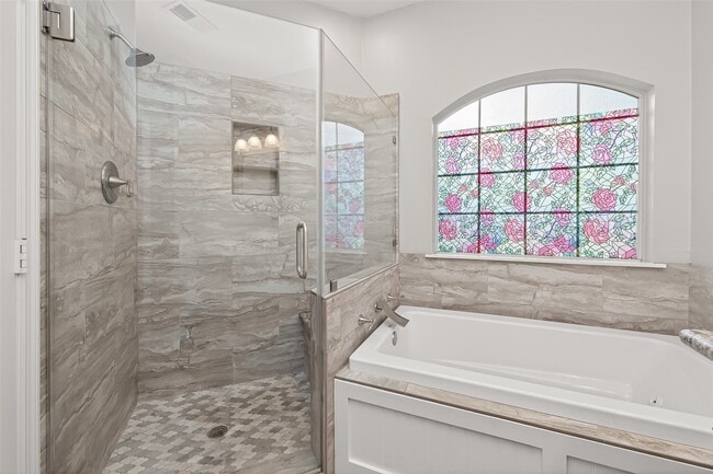 Building Photo - 2330 Everest Way