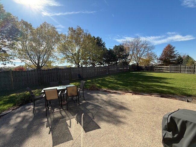 Building Photo - 2904 Arbor Ln