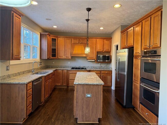 Building Photo - 3200 King James Ln