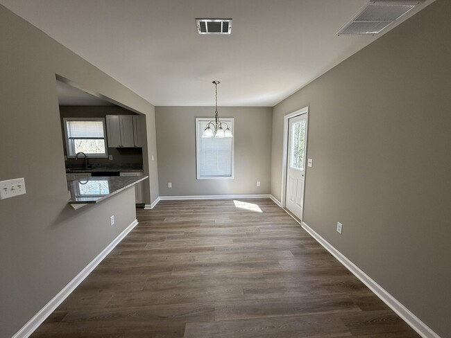 Building Photo - 1050 Echo Brook Trail