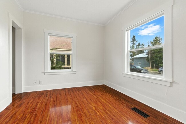 Building Photo - Charming Updated Home with Loft & Secure A...
