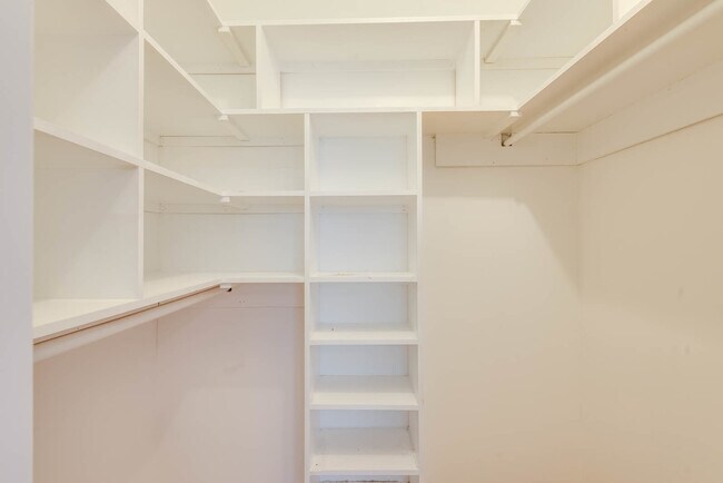 Building Photo - 13818 Faversham Ct