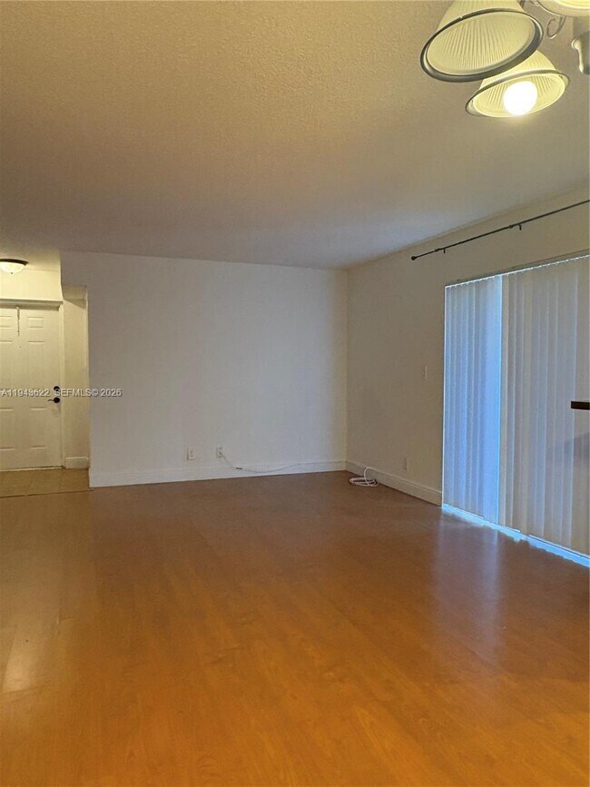 Building Photo - 7680 Westwood Dr