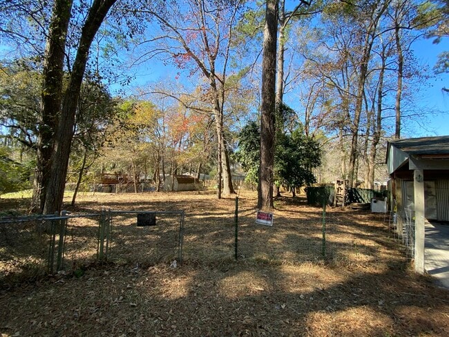 Building Photo - 66 Holly Hill Dr