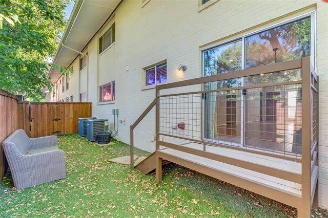 Building Photo - 4616 W Lovers Ln