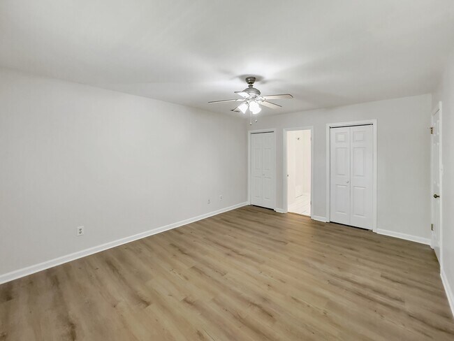 Building Photo - 312 Trappers Run Dr