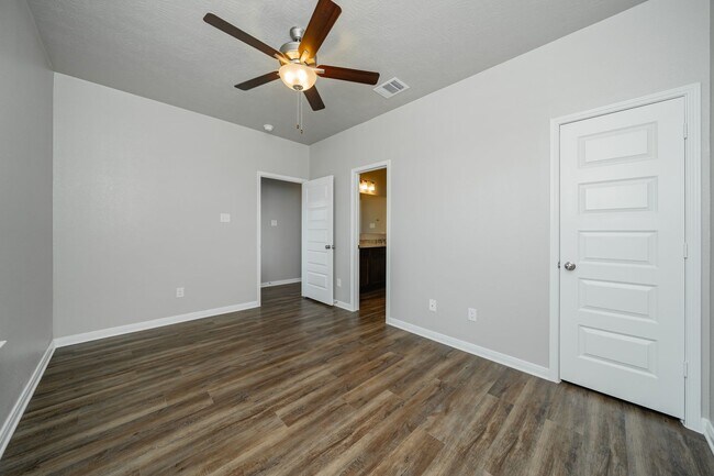 Building Photo - 1141 Trellis Pass