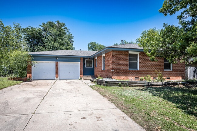 Primary Photo - 4503 SW Atom Ave